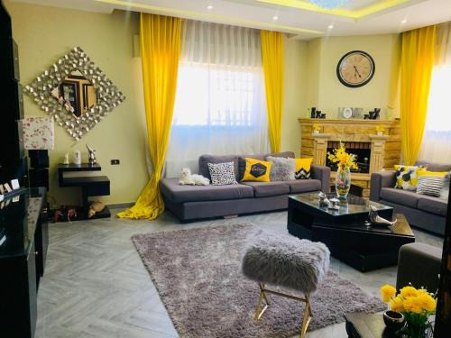 Laura's Stylish Villa