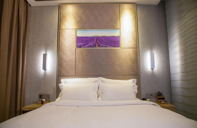 Lavande Hotel Longnan Changjiang River Avenue
