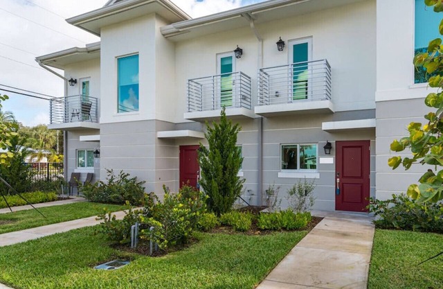 'Lavender' at Aviara Lake Worth