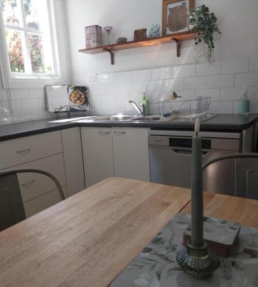 Lavender Cottage - Cute, Cosy & Pet Friendly