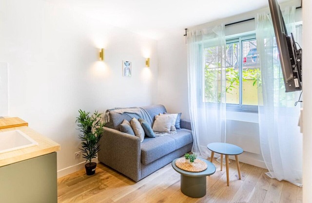 Lavie Maison: Studio Équipé