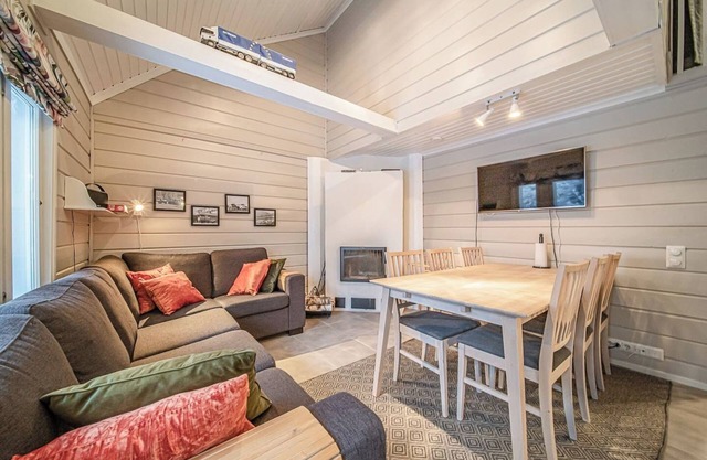 Lavine Chalet by Aavalevi Holidays