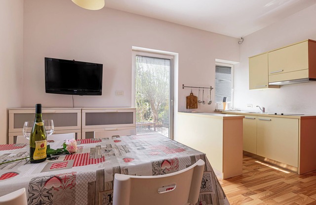 Lavrič Hideaway Apartment 2, Bloke, Slovenia