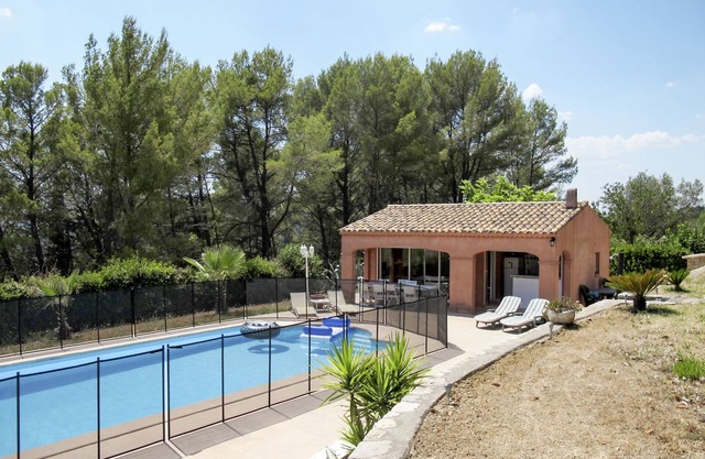 Le Cabanon by Interhome