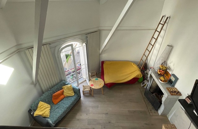 Le Charme D'un Grand Duplex Près de la Tour Eiffel, Idéal Pour les Familles