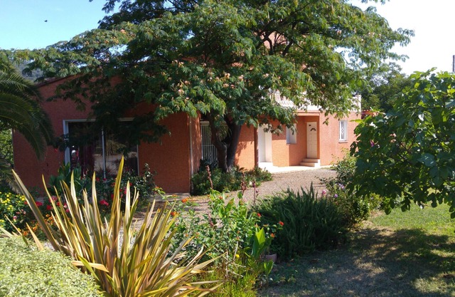 Le Clos de L 'Albizia apartment in the heart of the Pyrenees Orientales