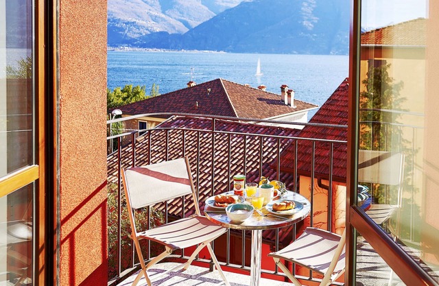 Le Quattro Stagioni lakeview-beach-charging point electric cars-remote working