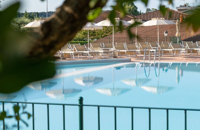 Le Terrazze Sul Lago Residence & Hotel