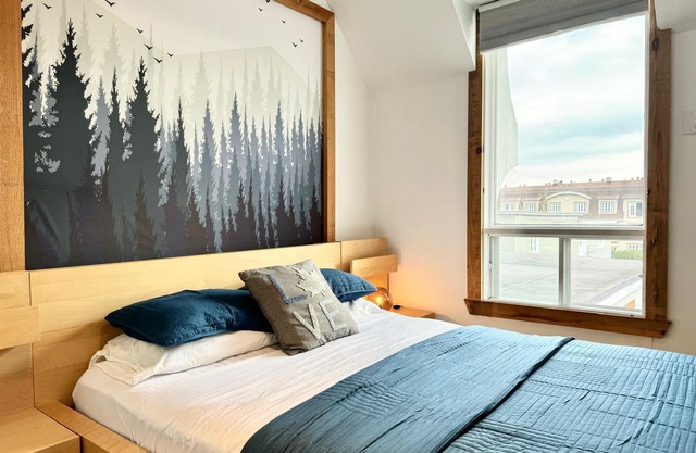 Le Wolfe 2 Bedrooms 2 min Falls Free Parking