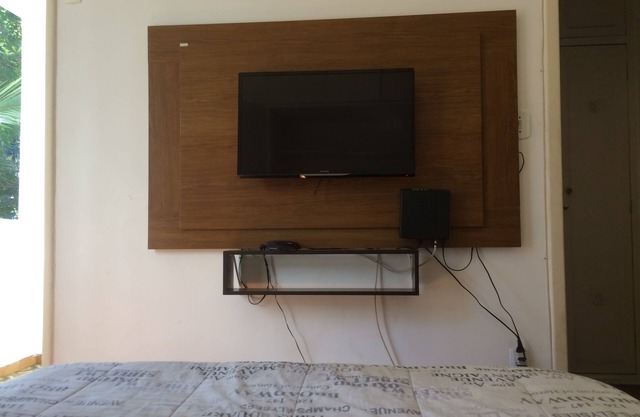 Leblon Entire Apartment Excellent Location.
