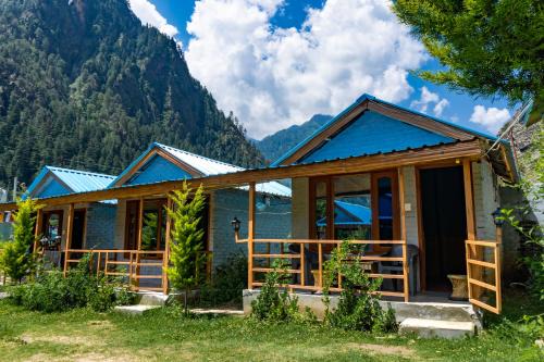 Lee Garden Himalayan Wooden Cottages