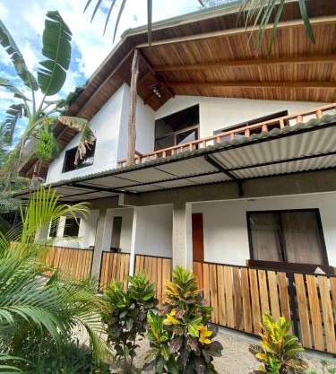 Leidy Mar Apartments