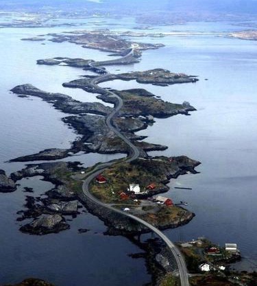 Leite Gård near Atlantic Road in Hustadvika