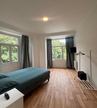 Leopold Brussels 6