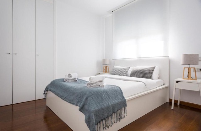 Les Corts Exclusive Apartments by Olala Homes