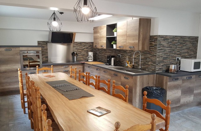 Les Gites d'Aure for 14 people near Saint-Lary
