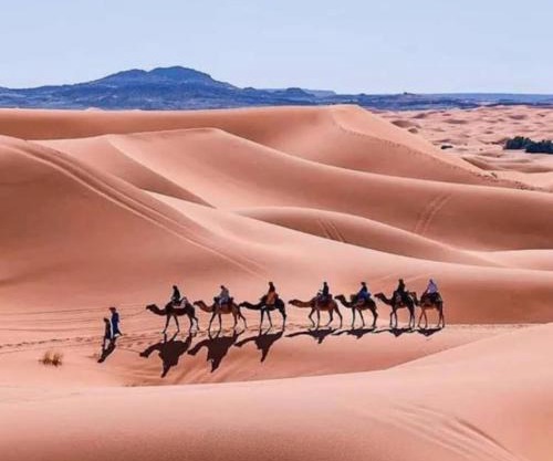 Les Pyramides Luxury desert Camp