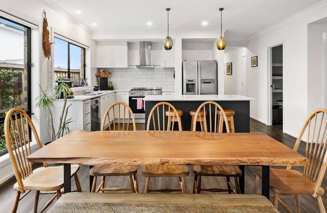 Lifestyle on Lillium Surf Coast beach house