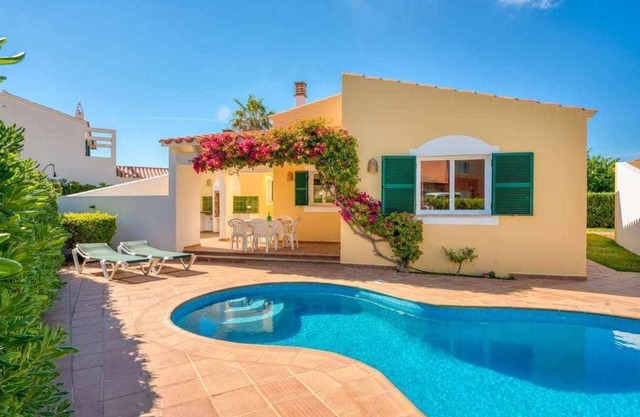 Linardo 3, Villa with pool and air conditioning.