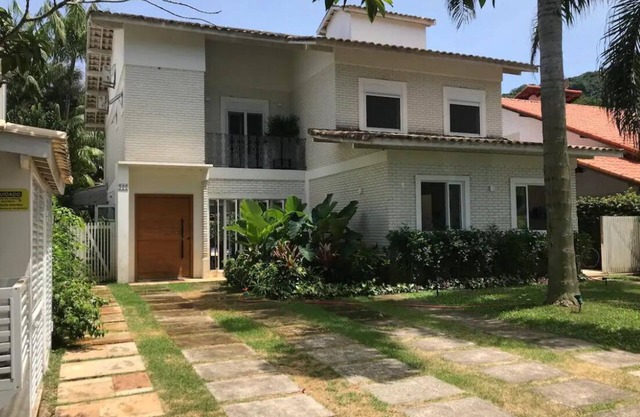 Linda Casa de Praia em Toque-toque Pequeno 100m mar Cond. Fechado Piscina&sauna