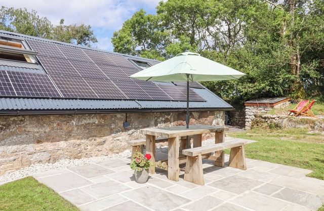 Lingcombe Barn