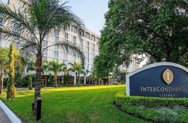 Little Haven In The Middle Of The City A Few Minutes From The Airport #1n