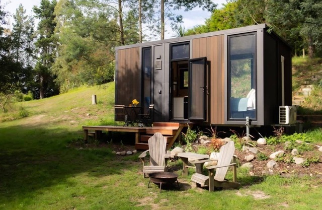 Loburn Retreat 2 by Tiny Away