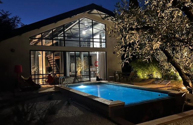 LOCATION VILLA MEUBLÉE NIMES