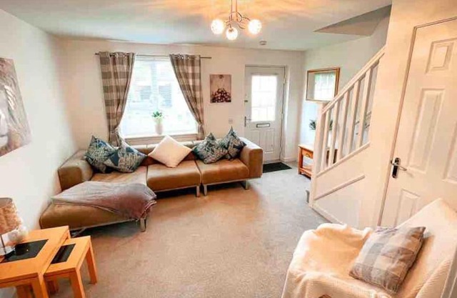 Loch Leven Getaway - 2 bed house
