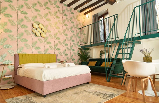 Loft 10 minutes walk from the Duomo- Missori area
