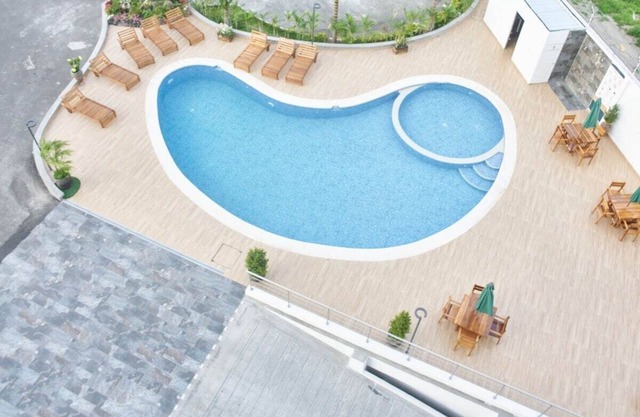 LOFT · Beautiful LOFT with pool