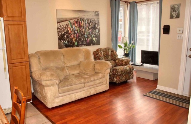 loft near services Park buses River park