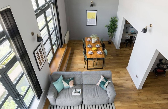 Loft Penthouse Canalview Gated