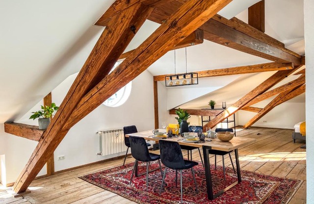 Loft-Wohnung im Herzen von Prien - 100m2 - SmartTV