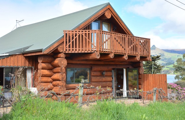 Log Cabin Vacation Retreat