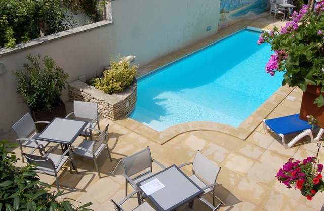 Logis Hôtel Au Tambour