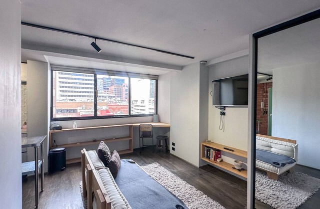 Lonsdale Street Studio ·