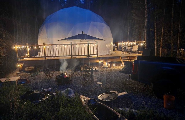 Lotus Glamping Dome 1