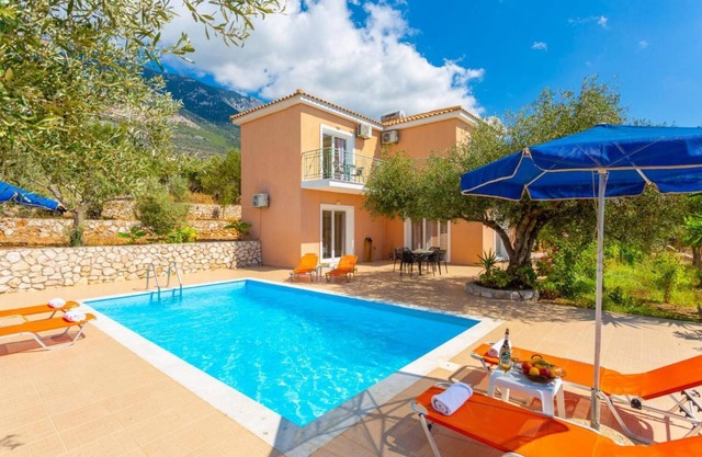Lourdas Villas Collection