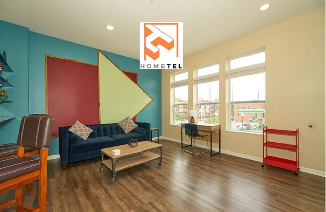 Lovely 1-Bedroom apartment w free parking garage