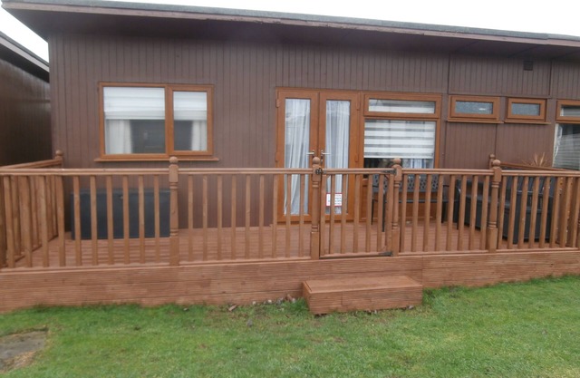 Lovely 2-Bed Chalet in Mablethorpe