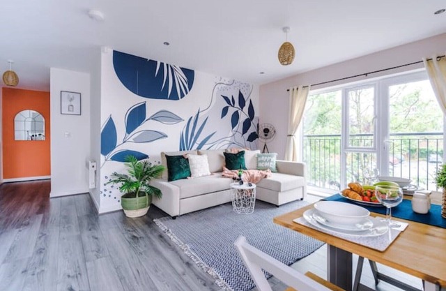 Lovely 2 Bed Apartment In Formby Village