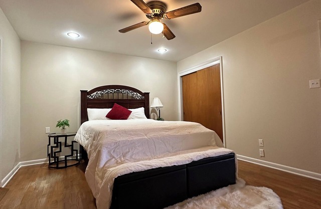 Lovely 3-bedroom house in Jonesboro with AC and WiFi