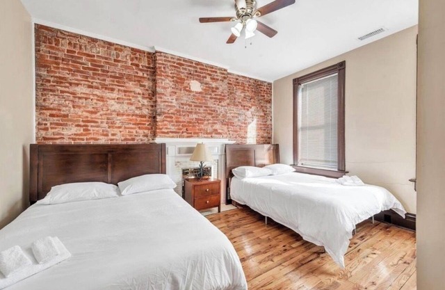 Lovely 3-bedroom townhome with AC in St. Louis. Travel nurse/long term stay