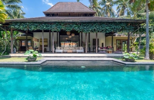 Lovely 7 Bedroom Villa With Spa & Pool , Bali Villa 2137