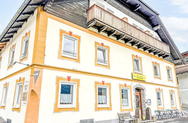 Lovely apartment for 4 people with WIFI, TV and parking