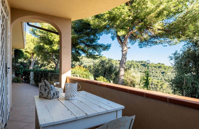Lovely apartment for 5 people with terrace and pets allowed