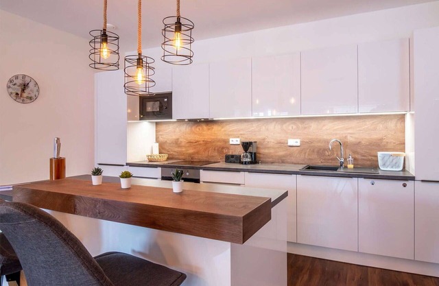 Lovely apartment for 5 people with WIFI, TV, terrace and pets allowed