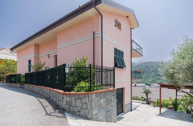 Lovely apartment for 4 people with WIFI, A/C, TV, terrace and parking