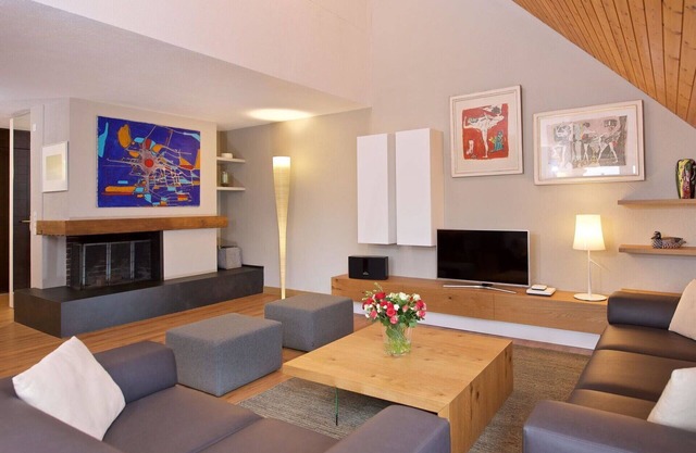 Lovely apartment for 5 people with pool, TV and balcony